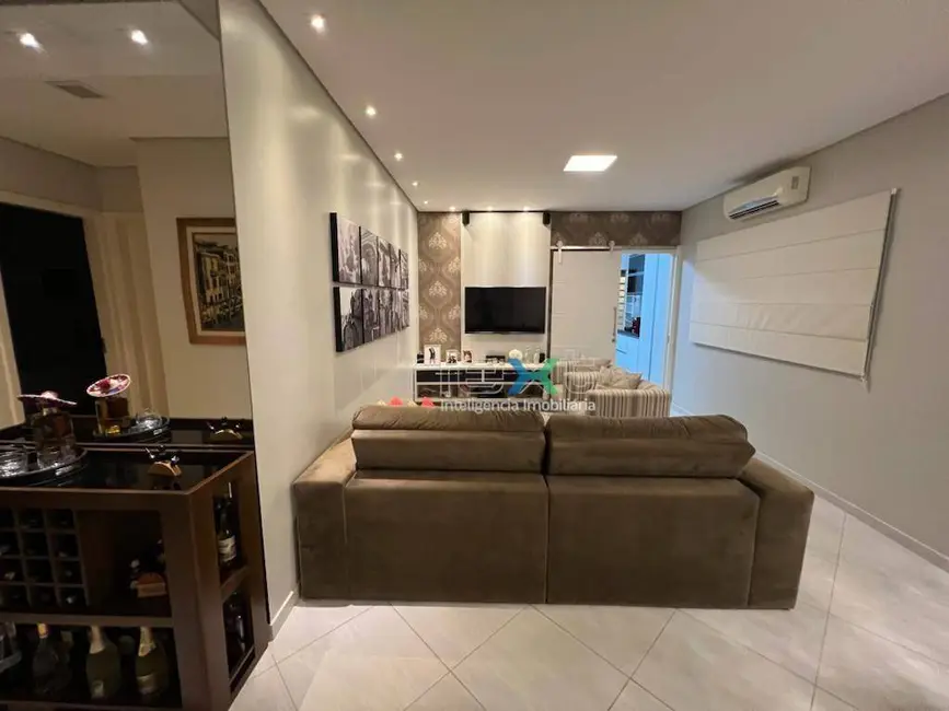 Casa com 4 quartos à venda, 360m2 em Jardim Mansur, Campo Grande - MS - imagem 8 Foto 8 de Casa com 4 quartos à venda, 360m2 em Jardim Mansur, Campo Grande - MS
