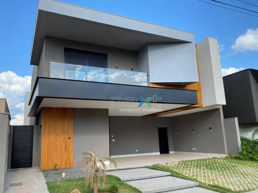 Foto 2 de Sobrado com 4 quartos à venda, 360m2 em Campo Grande - MS