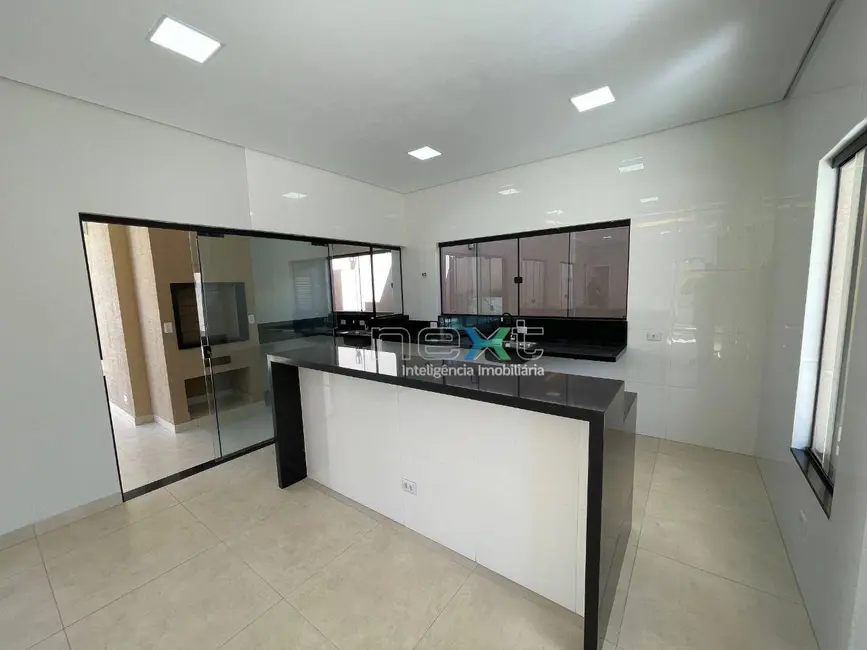 Casa com 3 quartos à venda, 450m2 em Parque Residencial Rita Vieira, Campo Grande - MS - imagem 8 Foto 8 de Casa com 3 quartos à venda, 450m2 em Parque Residencial Rita Vieira, Campo Grande - MS