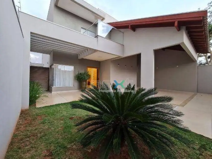 Sobrado com 3 quartos à venda, 360m2 em Vila do Polonês, Campo Grande - MS - imagem 3 Foto 3 de Sobrado com 3 quartos à venda, 360m2 em Vila do Polonês, Campo Grande - MS