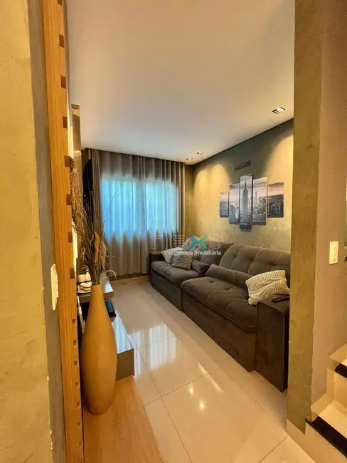 Sobrado com 2 quartos à venda, 128m2 em Vila Vilas Boas, Campo Grande - MS - imagem 5 Foto 5 de Sobrado com 2 quartos à venda, 128m2 em Vila Vilas Boas, Campo Grande - MS