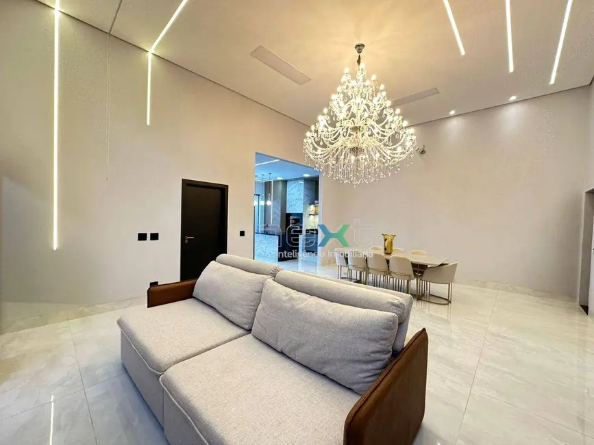 Casa com 3 quartos à venda, 360m2 em Rita Vieira, Campo Grande - MS - imagem 9 Foto 9 de Casa com 3 quartos à venda, 360m2 em Rita Vieira, Campo Grande - MS