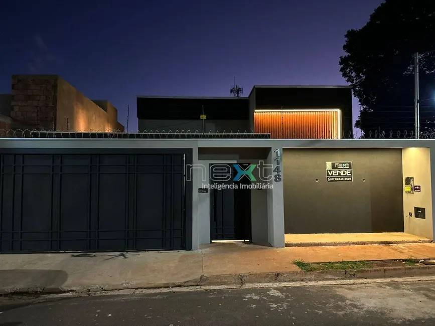 Foto 2 de Casa com 3 quartos à venda, 360m2 em Rita Vieira, Campo Grande - MS