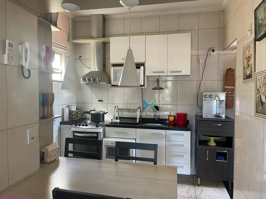 Foto 2 de Apartamento com 2 quartos à venda, 60m2 em Monte Castelo, Campo Grande - MS