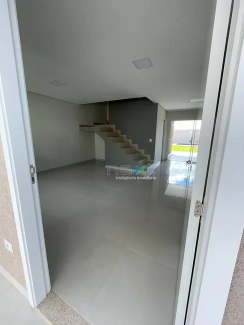 Sobrado com 3 quartos à venda, 225m2 em Vila Morumbi, Campo Grande - MS - imagem 6 Foto 6 de Sobrado com 3 quartos à venda, 225m2 em Vila Morumbi, Campo Grande - MS