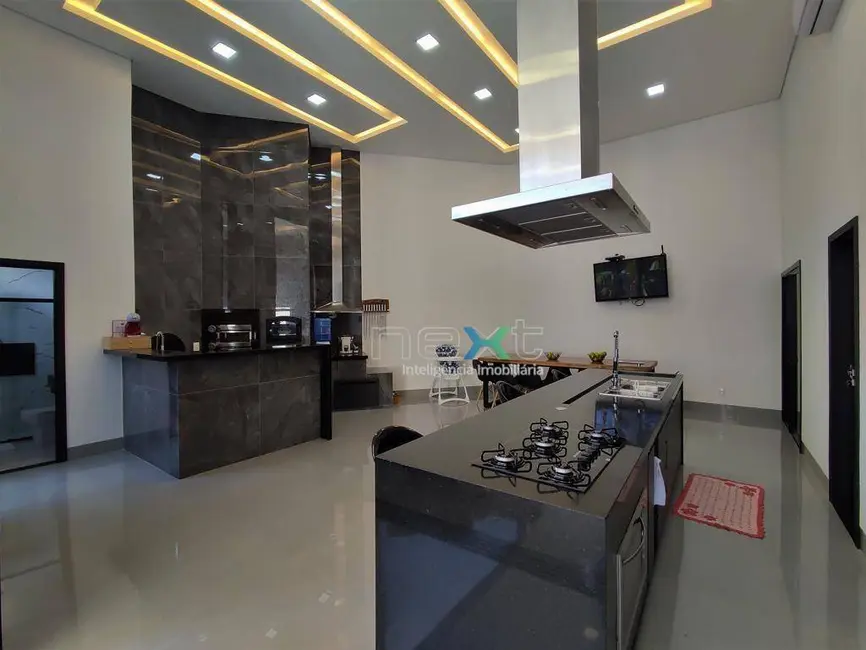 Foto 1 de Casa com 4 quartos à venda, 450m2 em Campo Grande - MS