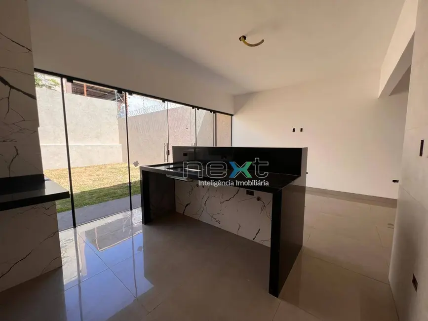 Casa com 3 quartos à venda, 245m2 em Vila Carvalho, Campo Grande - MS - imagem 4 Foto 4 de Casa com 3 quartos à venda, 245m2 em Vila Carvalho, Campo Grande - MS