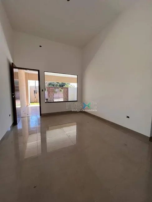 Foto 2 de Casa com 3 quartos à venda, 245m2 em Vila Carvalho, Campo Grande - MS