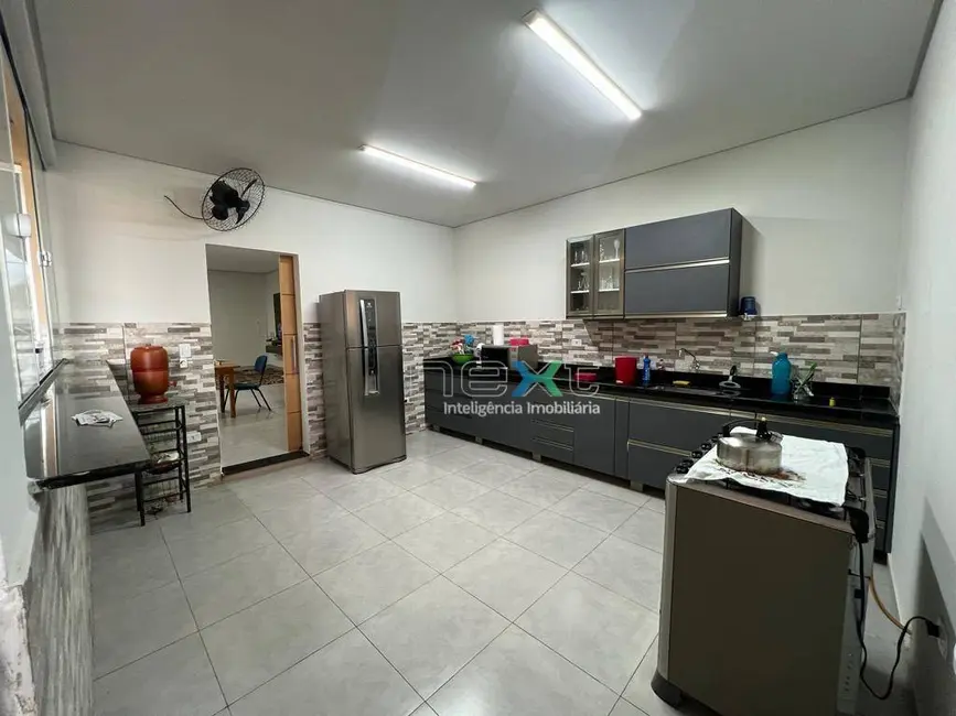 Foto 1 de Casa com 2 quartos à venda, 420m2 em Vivendas do Parque, Campo Grande - MS