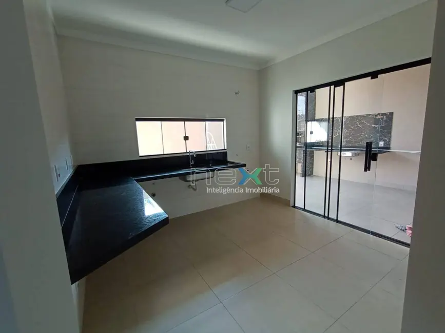 Casa com 3 quartos à venda, 180m2 em Universitário, Campo Grande - MS - imagem 5 Foto 5 de Casa com 3 quartos à venda, 180m2 em Universitário, Campo Grande - MS