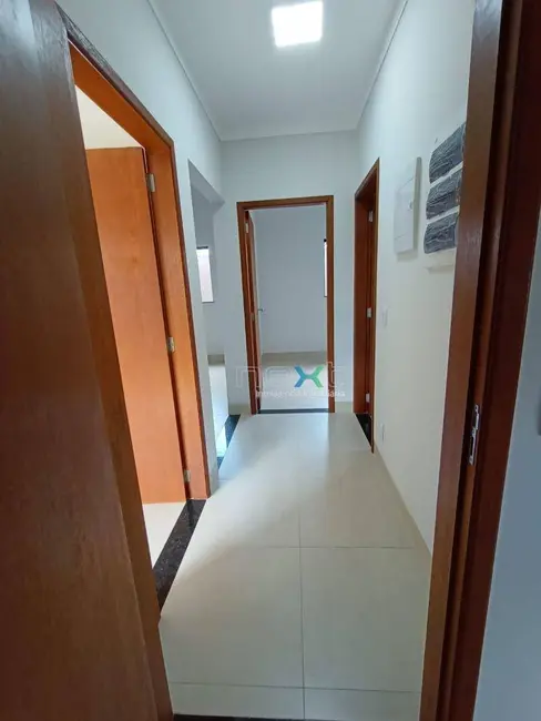 Casa com 3 quartos à venda, 180m2 em Universitário, Campo Grande - MS - imagem 6 Foto 6 de Casa com 3 quartos à venda, 180m2 em Universitário, Campo Grande - MS