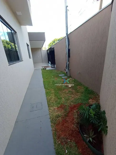 Casa com 3 quartos à venda, 180m2 em Universitário, Campo Grande - MS - imagem 3 Foto 3 de Casa com 3 quartos à venda, 180m2 em Universitário, Campo Grande - MS
