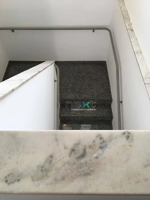 Sobrado com 3 quartos à venda, 360m2 em Centro, Campo Grande - MS - imagem 4 Foto 4 de Sobrado com 3 quartos à venda, 360m2 em Centro, Campo Grande - MS