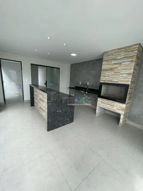 Sobrado à venda, 198m2 em Jardim Montevidéu, Campo Grande - MS - imagem 4 Foto 4 de Sobrado à venda, 198m2 em Jardim Montevidéu, Campo Grande - MS