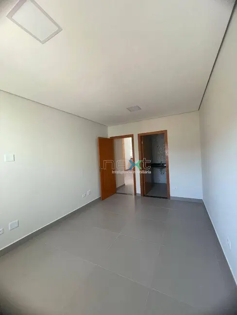 Sobrado com 3 quartos à venda, 195m2 em Parque Residencial Rita Vieira, Campo Grande - MS - imagem 4 Foto 4 de Sobrado com 3 quartos à venda, 195m2 em Parque Residencial Rita Vieira, Campo Grande - MS
