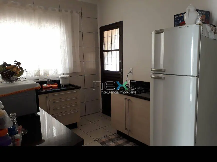 Casa com 2 quartos à venda, 157m2 em Jardim Itamaracá, Campo Grande - MS - imagem 6 Foto 6 de Casa com 2 quartos à venda, 157m2 em Jardim Itamaracá, Campo Grande - MS