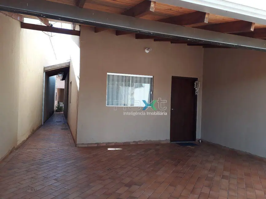 Casa com 2 quartos à venda, 157m2 em Jardim Itamaracá, Campo Grande - MS - imagem 3 Foto 3 de Casa com 2 quartos à venda, 157m2 em Jardim Itamaracá, Campo Grande - MS