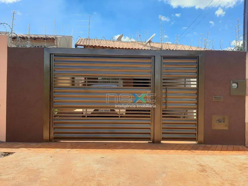 Foto 1 de Casa com 2 quartos à venda, 157m2 em Jardim Itamaracá, Campo Grande - MS