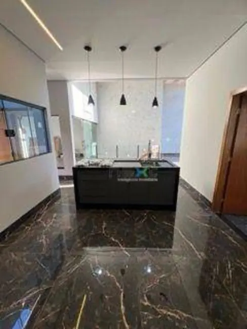 Foto 5 de Casa à venda, 400m2 em Vila Planalto, Campo Grande - MS