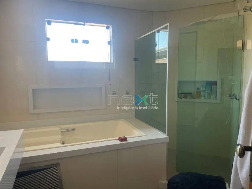 Sobrado com 4 quartos à venda, 408m2 em Centro, Campo Grande - MS - imagem 7 Foto 7 de Sobrado com 4 quartos à venda, 408m2 em Centro, Campo Grande - MS