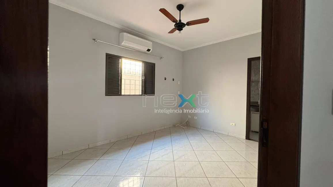 Casa com 3 quartos à venda, 320m2 em Monte Castelo, Campo Grande - MS - imagem 8 Foto 8 de Casa com 3 quartos à venda, 320m2 em Monte Castelo, Campo Grande - MS