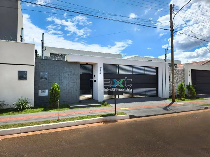 Foto 2 de Casa com 3 quartos à venda, 150m2 em Jardim Montevidéu, Campo Grande - MS