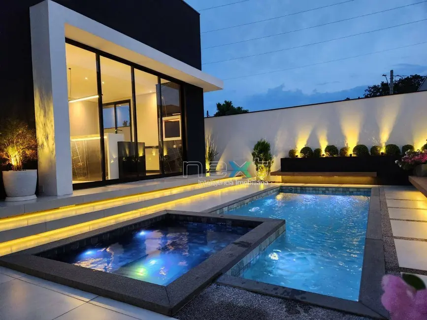 Foto 2 de Casa com 3 quartos à venda, 387m2 em Jardim Montevidéu, Campo Grande - MS