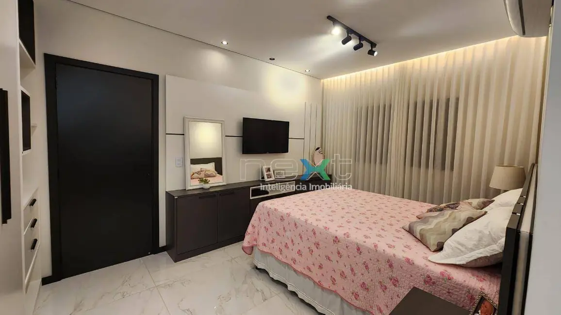 Casa de Condomínio com 3 quartos à venda, 371m2 em Campo Grande - MS - imagem 8 Foto 8 de Casa de Condomínio com 3 quartos à venda, 371m2 em Campo Grande - MS