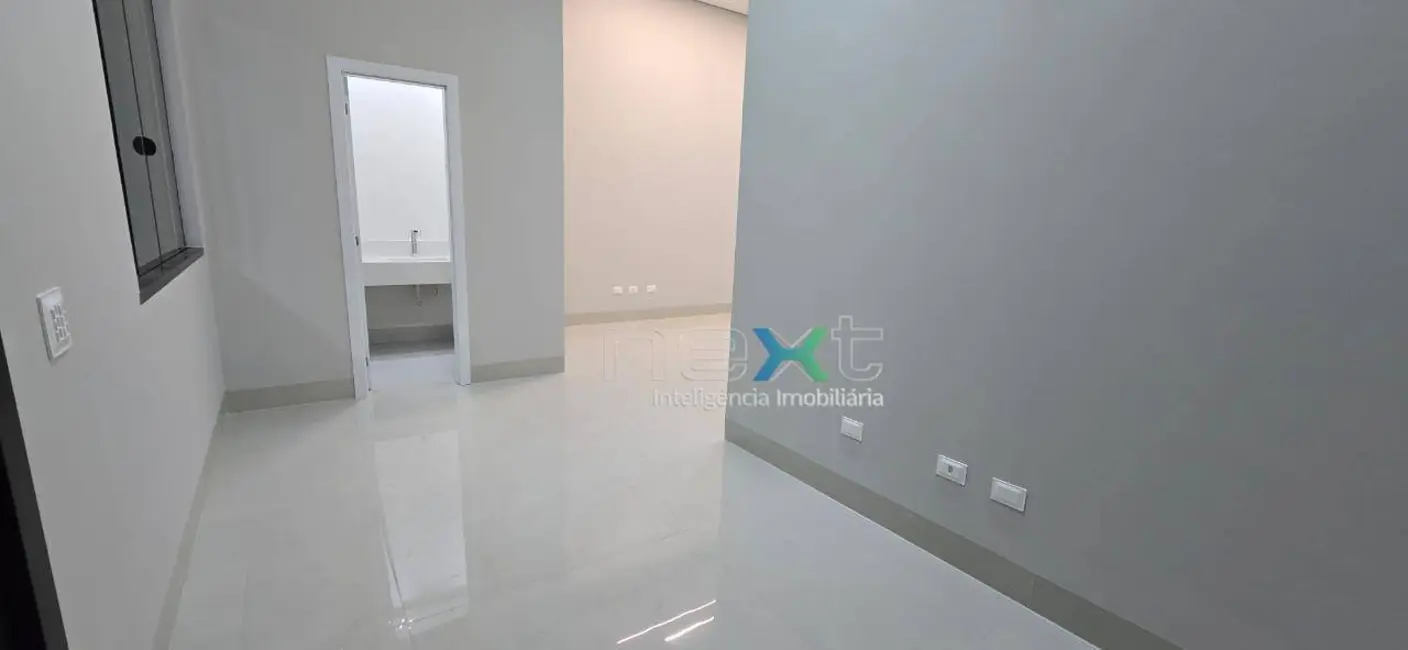 Foto 3 de Casa com 4 quartos à venda, 360m2 em Vila Carlota, Campo Grande - MS