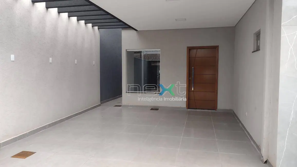 Foto 3 de Casa com 3 quartos à venda, 225m2 em Parque Residencial Rita Vieira, Campo Grande - MS