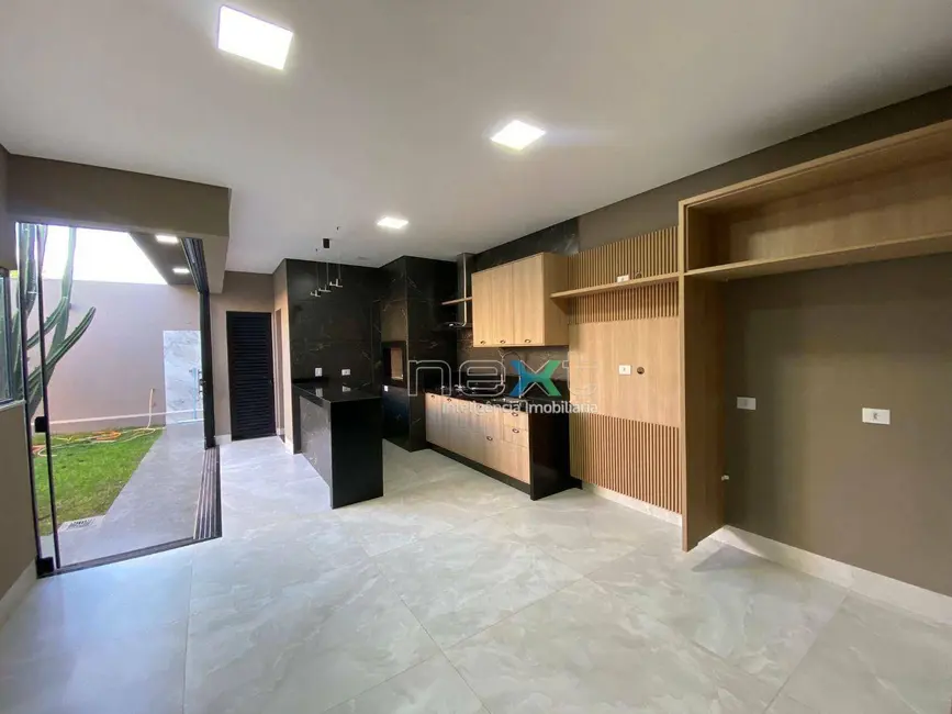 Casa com 3 quartos à venda, 360m2 em Carandá Bosque, Campo Grande - MS - imagem 4 Foto 4 de Casa com 3 quartos à venda, 360m2 em Carandá Bosque, Campo Grande - MS