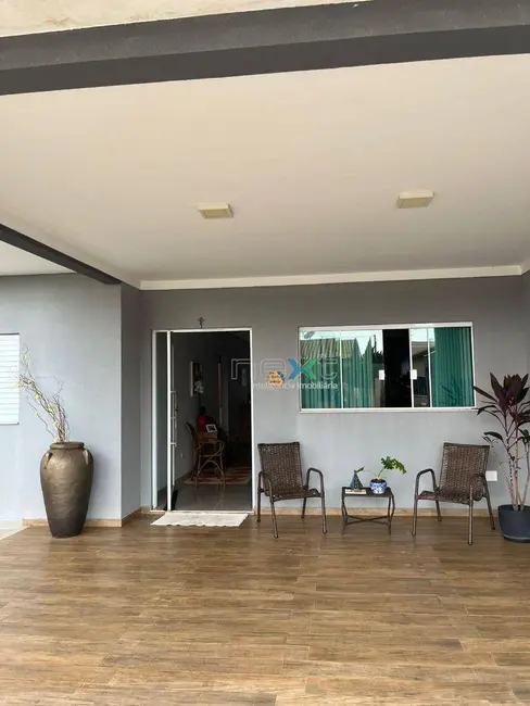 Casa com 3 quartos à venda, 278m2 em Conjunto Residencial Estrela do Sul, Campo Grande - MS - imagem 3 Foto 3 de Casa com 3 quartos à venda, 278m2 em Conjunto Residencial Estrela do Sul, Campo Grande - MS