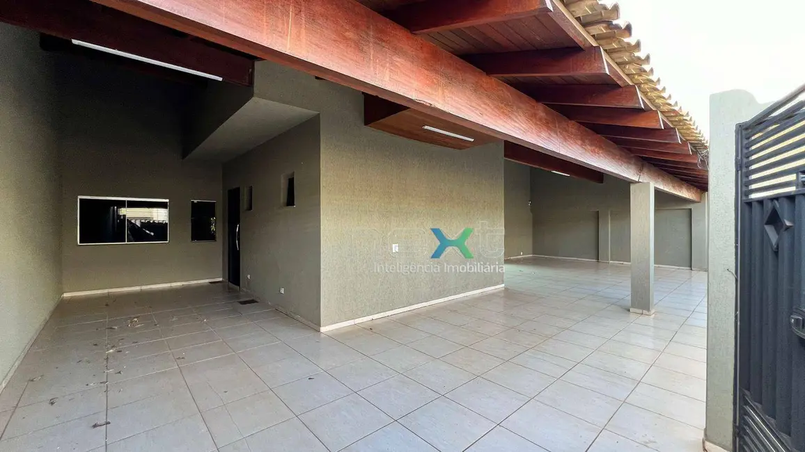 Sobrado com 4 quartos à venda, 405m2 em Carandá Bosque, Campo Grande - MS - imagem 3 Foto 3 de Sobrado com 4 quartos à venda, 405m2 em Carandá Bosque, Campo Grande - MS
