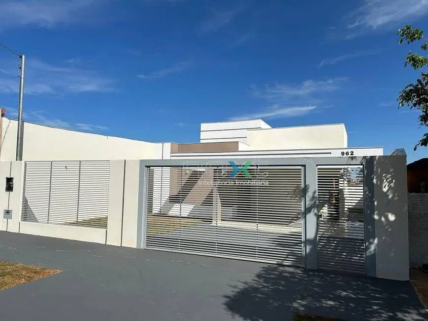 Casa com 2 quartos à venda, 360m2 em Vila Carlota, Campo Grande - MS - imagem 1 Foto 1 de Casa com 2 quartos à venda, 360m2 em Vila Carlota, Campo Grande - MS