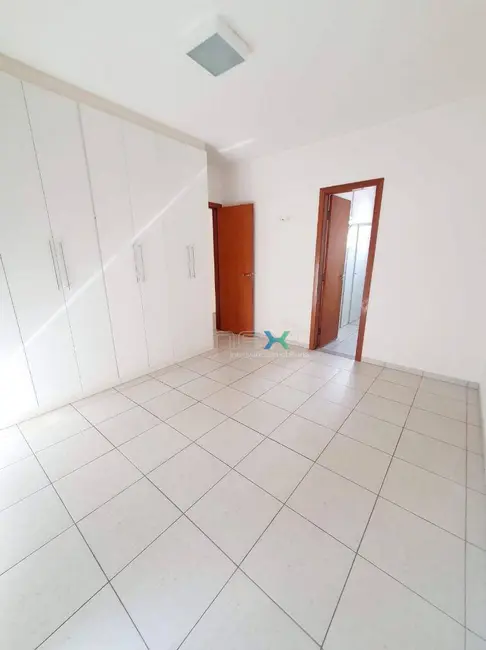 Sobrado com 3 quartos à venda, 170m2 em Chácara Cachoeira, Campo Grande - MS - imagem 3 Foto 3 de Sobrado com 3 quartos à venda, 170m2 em Chácara Cachoeira, Campo Grande - MS