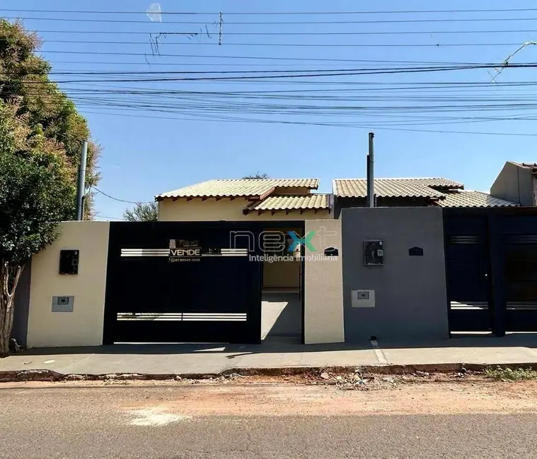 Foto 2 de Casa com 2 quartos à venda, 180m2 em Vila Taquarussu, Campo Grande - MS