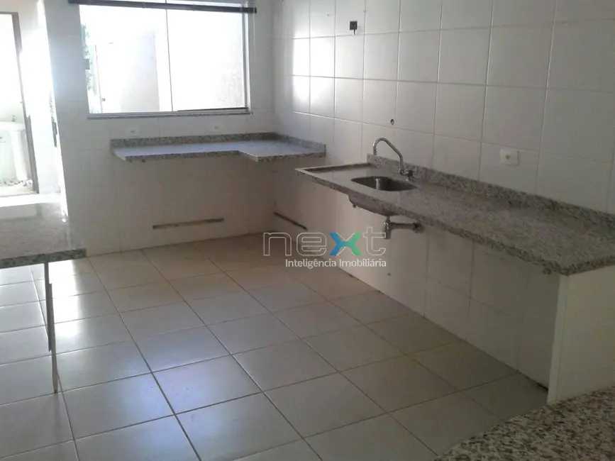 Foto 2 de Casa à venda em Santa Fé, Campo Grande - MS
