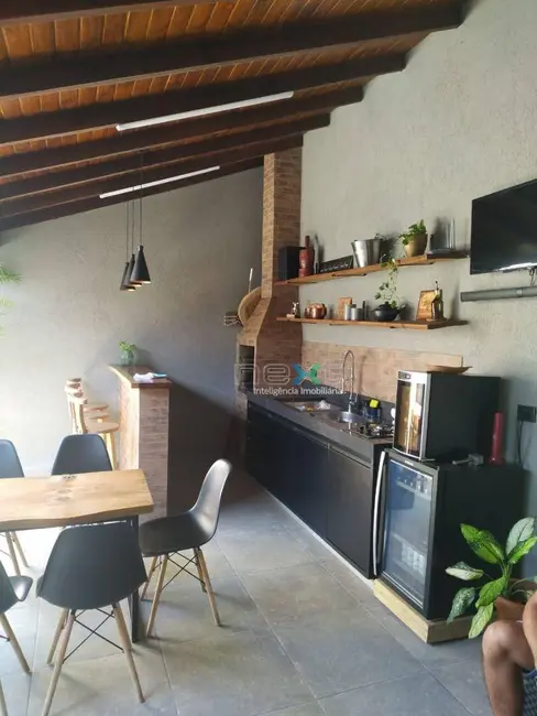 Casa com 2 quartos à venda em Jardim Los Angeles, Campo Grande - MS - imagem 4 Foto 4 de Casa com 2 quartos à venda em Jardim Los Angeles, Campo Grande - MS