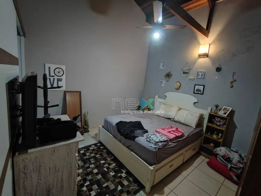 Casa com 2 quartos à venda, 360m2 em Vila Albuquerque, Campo Grande - MS - imagem 9 Foto 9 de Casa com 2 quartos à venda, 360m2 em Vila Albuquerque, Campo Grande - MS