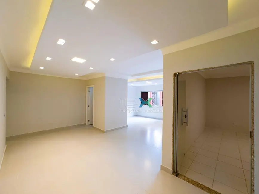 Casa com 3 quartos à venda, 452m2 em Jardim Autonomista, Campo Grande - MS - imagem 8 Foto 8 de Casa com 3 quartos à venda, 452m2 em Jardim Autonomista, Campo Grande - MS