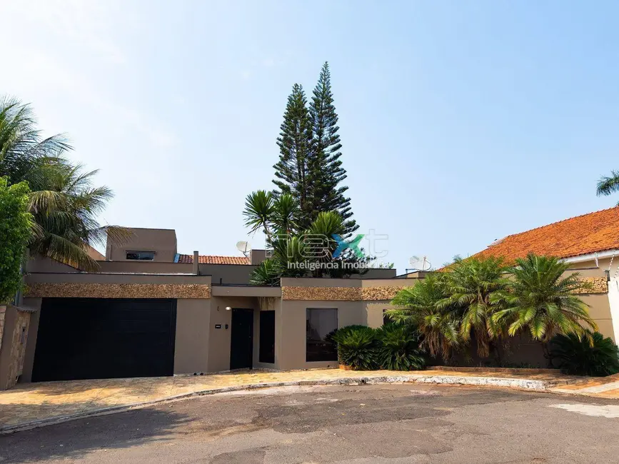 Foto 2 de Casa com 3 quartos à venda, 452m2 em Jardim Autonomista, Campo Grande - MS