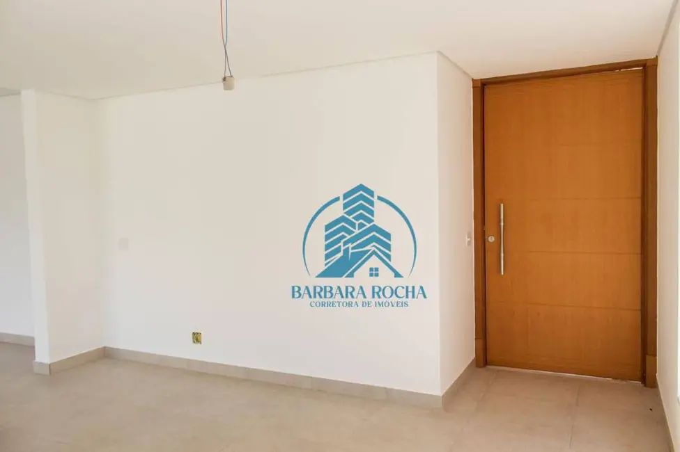 Foto 4 de Casa com 3 quartos à venda, 680m2 em Atibaia - SP