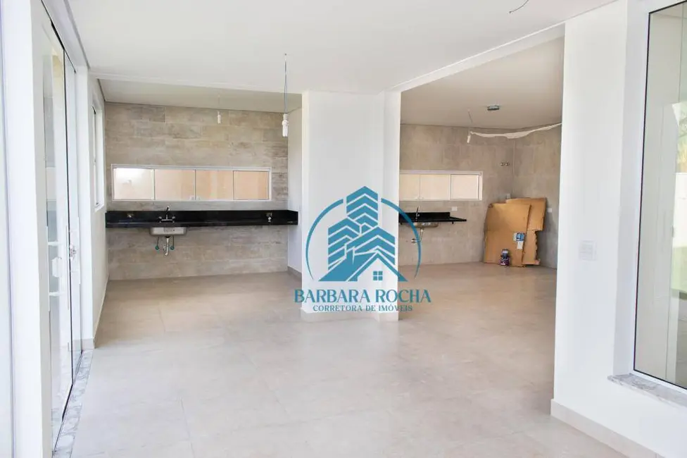 Foto 5 de Casa com 3 quartos à venda, 680m2 em Atibaia - SP