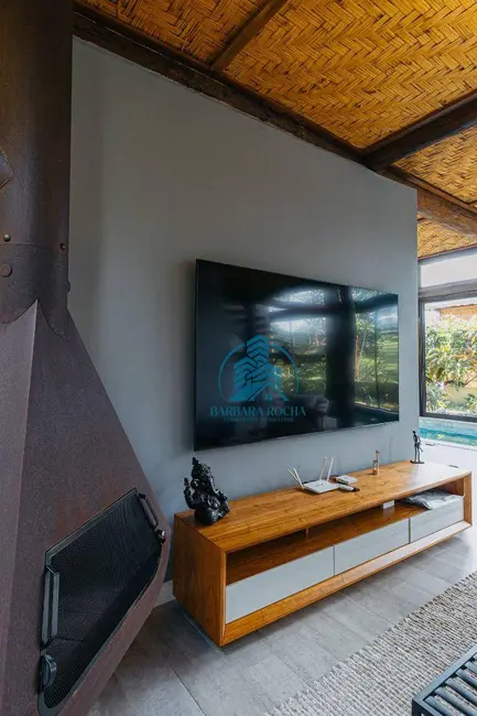 Foto 8 de Casa com 3 quartos à venda, 490m2 em Atibaia - SP