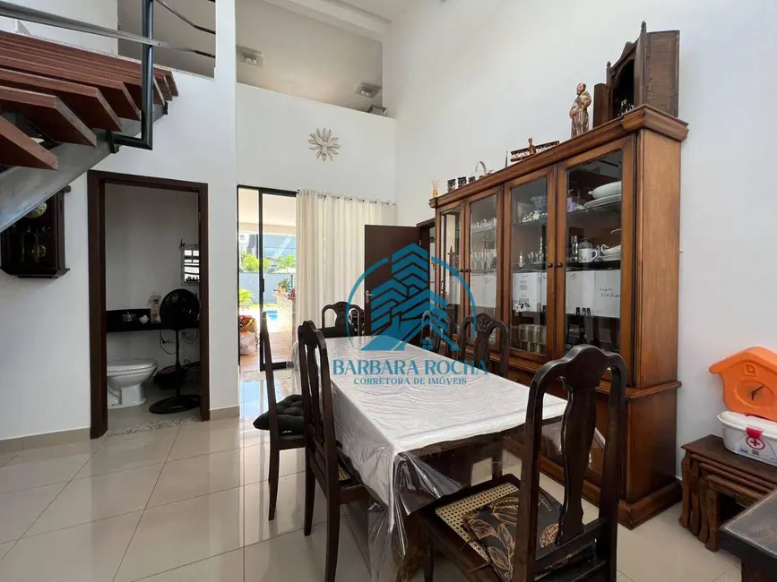 Casa de Condomínio com 3 quartos à venda e para alugar, 600m2 em Atibaia - SP - imagem 4 Foto 4 de Casa de Condomínio com 3 quartos à venda e para alugar, 600m2 em Atibaia - SP