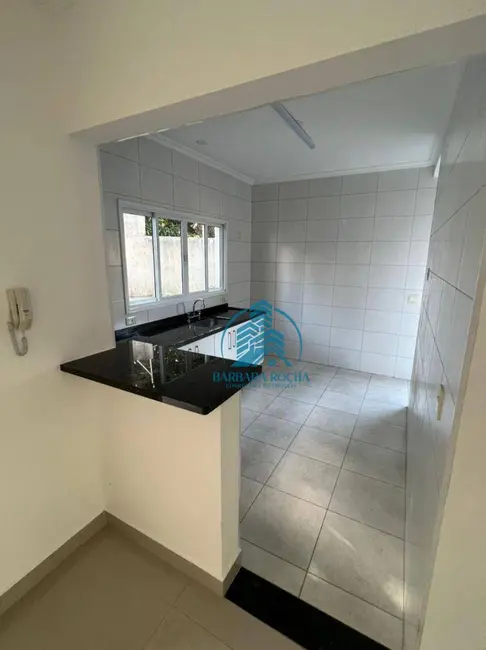 Foto 4 de Casa com 3 quartos para alugar, 300m2 em Vila Santista, Atibaia - SP