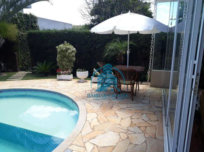 Foto 1 de Casa com 3 quartos para alugar, 455m2 em Vila Esperia ou Giglio, Atibaia - SP