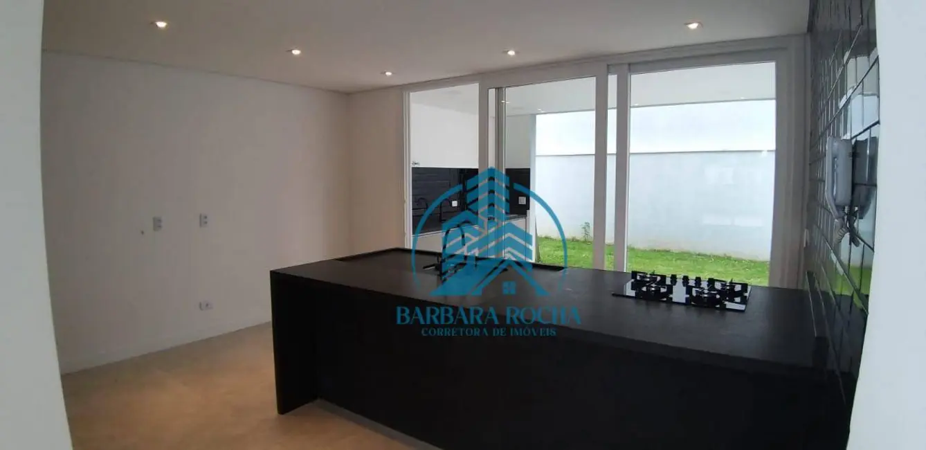 Casa com 3 quartos para alugar, 216m2 em Nova Gardênia, Atibaia - SP - imagem 4 Foto 4 de Casa com 3 quartos para alugar, 216m2 em Nova Gardênia, Atibaia - SP