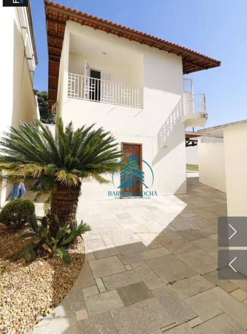 Casa com 3 quartos para alugar, 340m2 em Jardim do Lago, Atibaia - SP - imagem 6 Foto 6 de Casa com 3 quartos para alugar, 340m2 em Jardim do Lago, Atibaia - SP