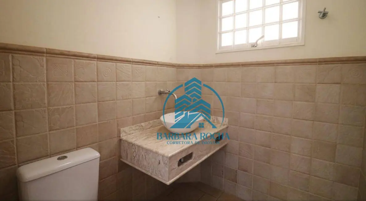 Casa com 3 quartos para alugar, 340m2 em Jardim do Lago, Atibaia - SP - imagem 4 Foto 4 de Casa com 3 quartos para alugar, 340m2 em Jardim do Lago, Atibaia - SP
